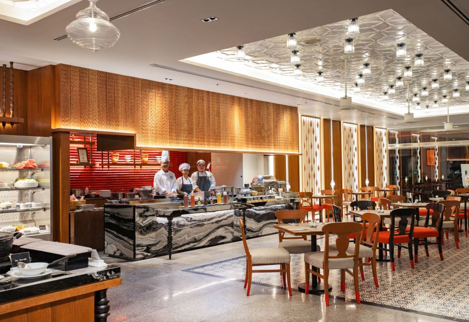 더 로열 파라다이스 호텔 & 스파 SHA 플러스+