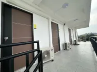 Phuket Hostel at Rawai