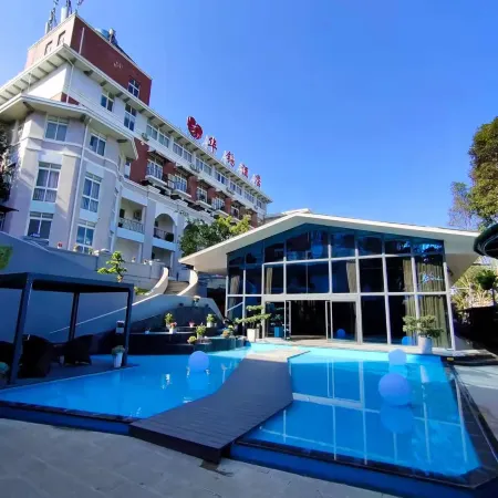 Hua Xi Hotel
