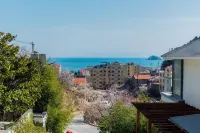 Yu Shangshan Spa and Wellness Vacation Homestay (Laoshan Scenic Area Liuqing River Beach Branch)tay - Bjergudsigt