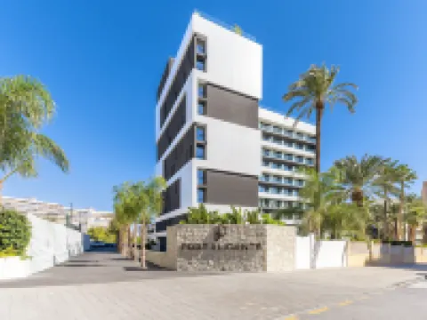 ホテル ポート アリカンテ シティ & ビーチ コスタ・ブランカ周辺のホテル