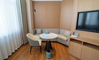 XINRAN  HOTEL