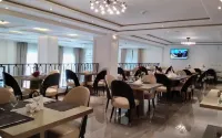 Check Inn Hotel