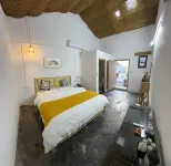 Chaoyuan Homestay (Shuangfeng Temple)