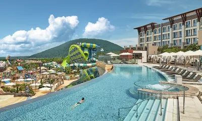 Shinhwa Jeju Shinhwa World Hotels & Resorts Các khách sạn gần Yongmeori Coast