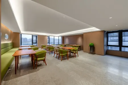 JI Hotel (Tianchang Nanjing Information Engineering University Jinniu Lake Campus)