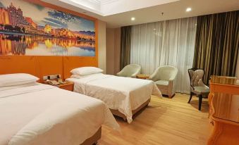Vienna 3 Best Hotel (Zhuhai Gaolan Port)