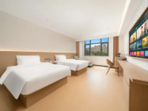 Xingluo Hotel (Fufeng County) Hotels in Fufeng