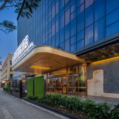 PENGZHAN INTERNATIONAL HOTEL(INTERNATIONAL CONVENTION AND EXHIBITION CENTER) Hotels near Fuhaixi Railway Station