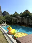 Yayuan Private Hot Spring Vacation Apartment (Yangshuo Yulong River Jiuxian Wharf) - Water Park