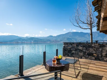 Lugu Lake Lanyu Homestay Отели рядом с достопримечательностью «Modai Wangfeifu»