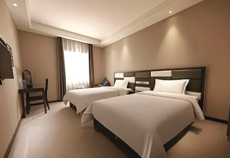 Daocheng Aden Danzeng Five Color Hotel