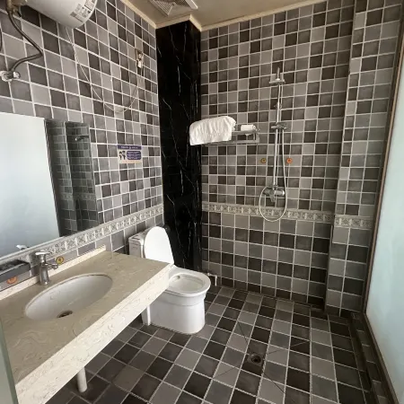 Ningmeng Business Hotel
