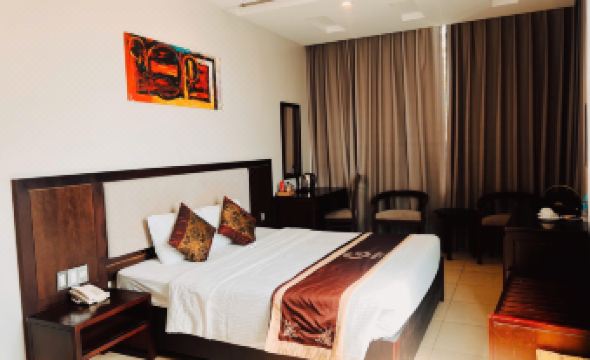 Golden Quang Tri Hotel