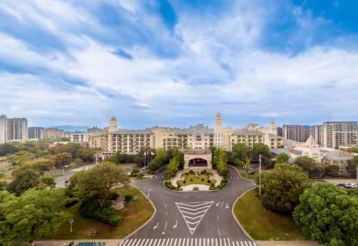 3. 컨트리 가든 피..