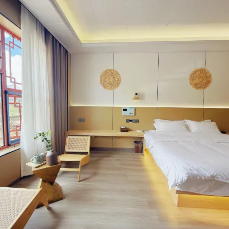 Litang Muxuexing Hotel (Zeba)