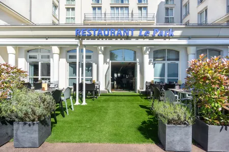 City Résidence Paris CDG Airport