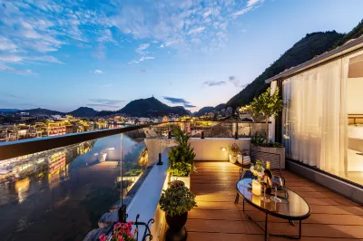 YIYU · A corner of the river scenery beautiful lodging Hotel a 