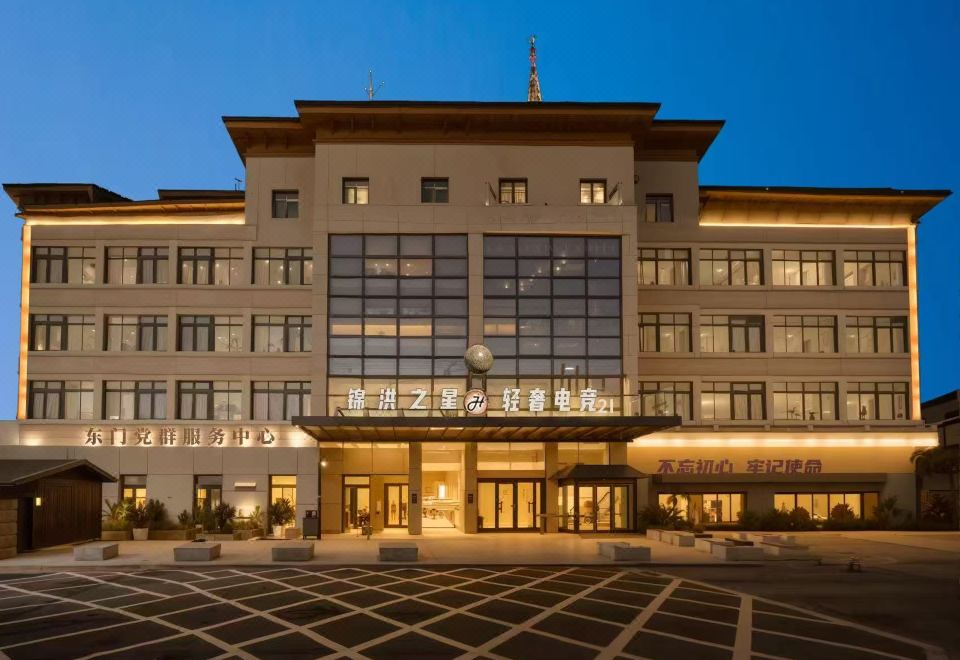 hotel overview picture