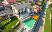 Junlin·Yuehong Resort Homestay (Tingxi Qinglongtan Scenic Area Branch)