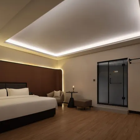 Yixi Hotel (Changsha Wu Yi Square IFS)