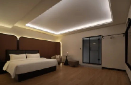 Yixi Hotel (Changsha Wu Yi Square IFS)