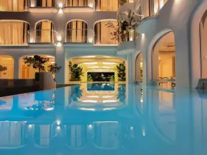 Saipan  Hotel(Gaozhuang Xishuangjing Xingguang Night Market)