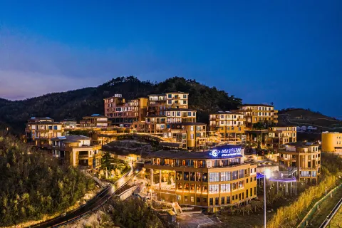 Star Astronomy Hotel
