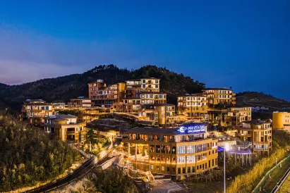 Star Astronomy Hotel