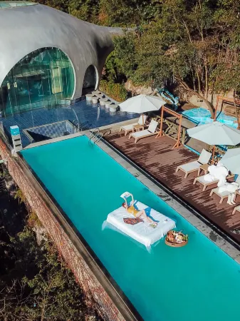 Mangshan Yunduanshanshe Hot Spring Hotel