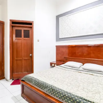Hotel Limaran 1 Syariah Malioboro Mitra RedDoorz Hotel dekat Malioboro Yogyakarta