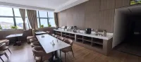 Hillman Hotel - Desayuno