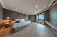 Solis Beach Hotel Rajamangala - balcone