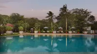 Samanea Beach Resort & Spa - مسبح