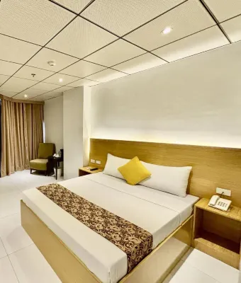 LuxeLite Suites Pasay Hotels in Pasay