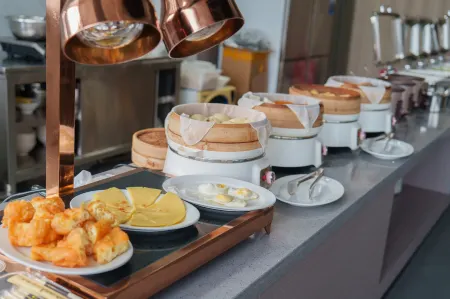 Xinping Xinyue Hotel