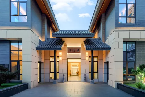 Hidden Dust Retreat Hotels in Miyi