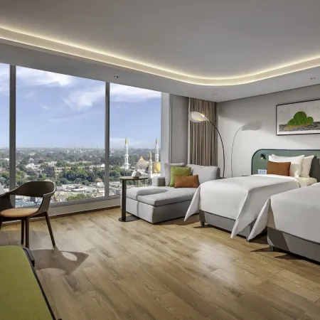 ARTOTEL Living World Kota Wisata Отели рядом с достопримечательностью «Торговый центр Cibubur Junction»