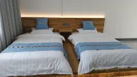 Dalongshu Farm Stay