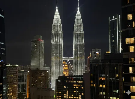 Wyndham Suites KLCC Отели рядом с достопримечательностью «Rumah Penghulu Abu Seman»