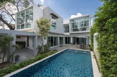 Private Pool Villa 6 Bedroom - La Vista Chiang Mai Hotels in San Phranet