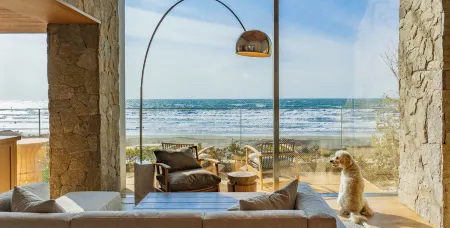 UMITO VILLA KAMAKURA Zaimokuza Отели рядом с достопримечательностью «Камакура-Сайде Парк»