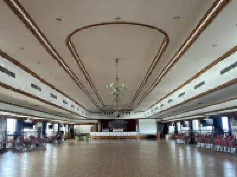 โรงแรม ปทุมธานีเพลส โรงแรมในอำเภอเมืองปทุมธานี