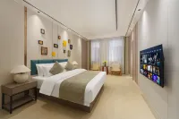 Elaine ·Qianyuan Backyard Royal Villa Hotel