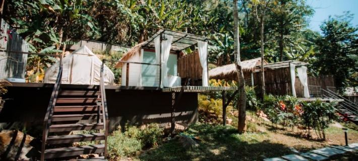 Mornery The Riverside Hotels in Doi Saket District
