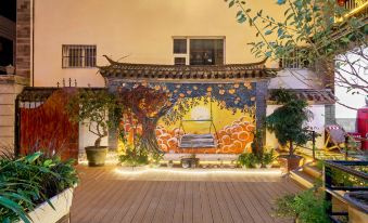 Banshan Du Guesthouse (Dali Ancient City March Street Branch) - Hizvo