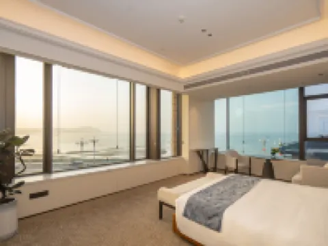 Penglai Baxiangu Hotel (Penglai Pavilion) Hotels near Sanxian Mountain Scenic Area