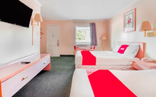 OYO Hotel Durham West Hills