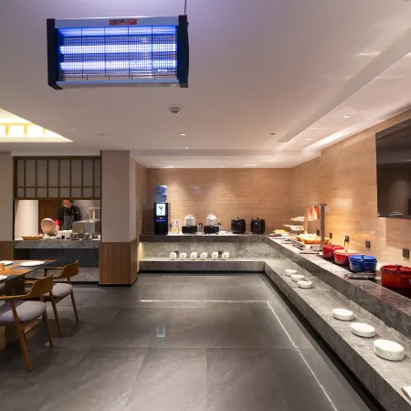 Qianna Hotel (Anyang Neihuang County Government)