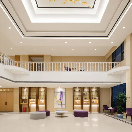 Lavande Hotel （Jingzhou Jianli Times Square Branch）